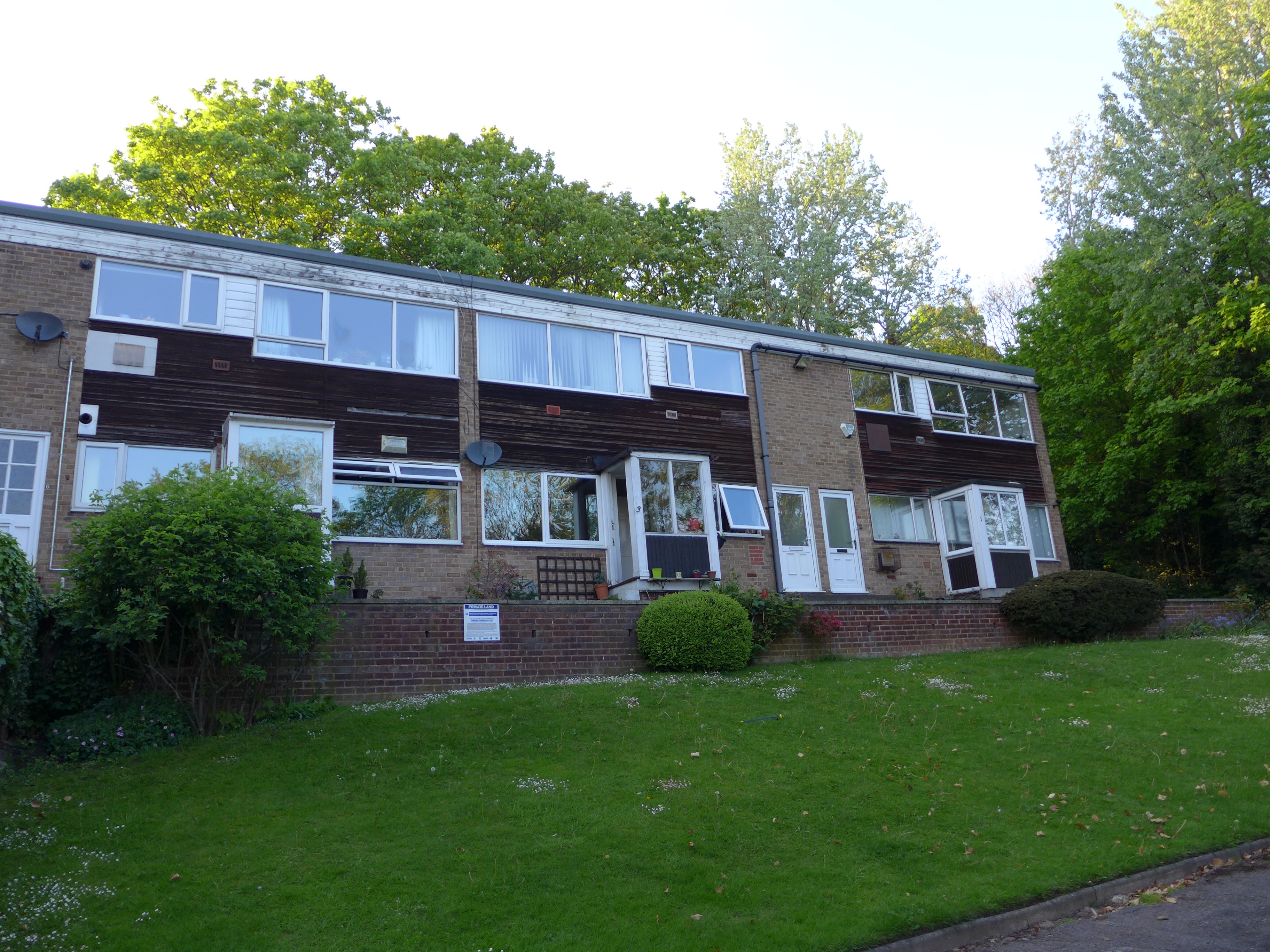 Acland Hall, Lady Park Avenue, Bingley, West Yorkshire, BD16 4UB